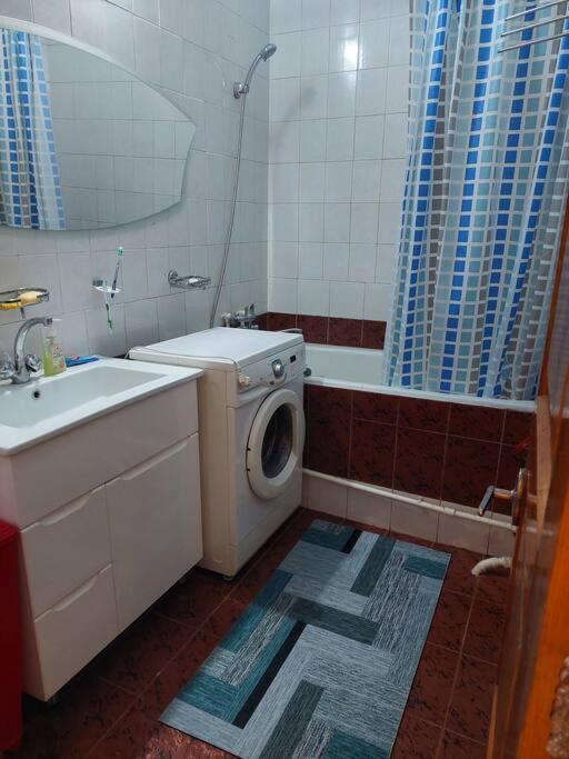Centr Flat Lägenhet Tasjkent Exteriör bild